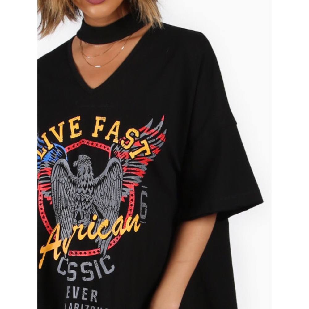 Choker V-Neck Drop Shoulder Print Tee - Picture 4 of 5